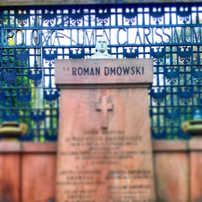 Dmowski grób.jpg