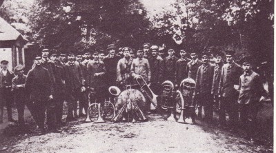 Orkiestra powstańców rybnickich 1921r..JPG