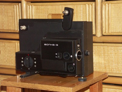 Projektor filmowy 8mm Wołna 3 prod. CCCP z lat 70-tych.