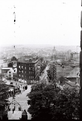 Widok z kościoła św. Antoniego. Zdjęcie z początku IIWS. Autor: Józef Franke