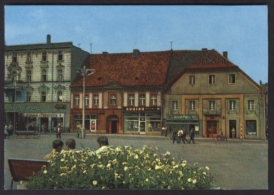 RYNEK3.JPG