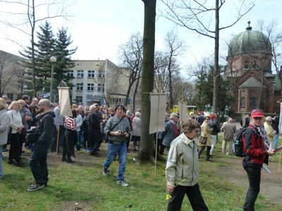 Spcaer szlakiem rybnickich Żydów 21.04.2013 (37).JPG